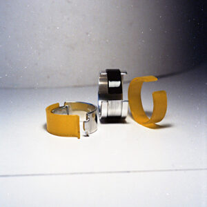 Armbanden met plexiglas-combinatie